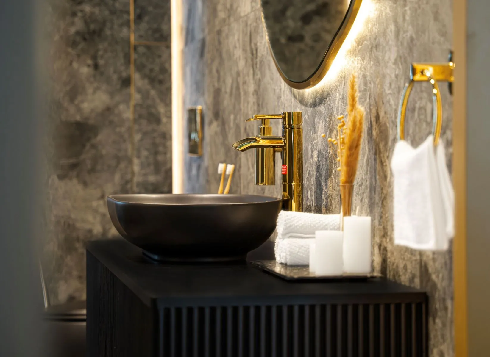 feeling-featured-image-zircon